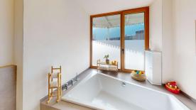 Goldrain: Wohnhaus mit Garten in sonniger Lage zu verkaufen Goldrain: Wohnhaus mit Garten in sonniger Lage zu verkaufen