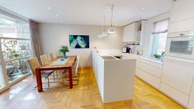 Latsch/Morter: Exklusives Architektenhaus – Freistehend und mit beeindruckender Dachterrasse