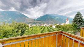 Naturns/Tabland: Einfamilienhaus in ruhiger Wohnlage zu verkaufen