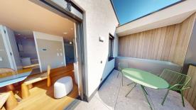 Naturns: Vollmöblierte Dachgeschoss-Neubauwohnung als Ferienimmobilie zu vermieten