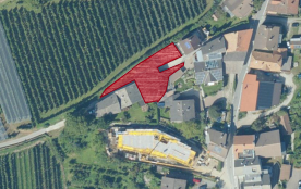 Goldrain: Wohnhaus mit Garten in sonniger Lage zu verkaufen Goldrain: Wohnhaus mit Garten in sonniger Lage zu verkaufen