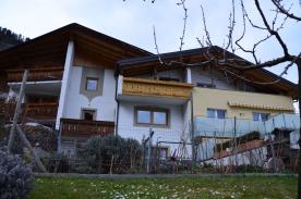 Mals / Schleis: Helle 3-Zimmerwohnung mit Balkon und Garten zu verkaufen