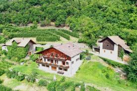 Geschlossene Höfe in Panoramalage in Naturns zu verkaufen