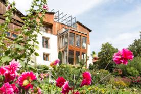 Geschlossener Hof am Schludernser Sonnenberg zu verkaufen