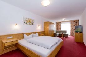 Ischgl / Kappl: 3-Sterne Hotel mit direkter Anbindug zur Skipiste zu verkaufen