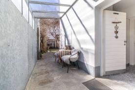 Latsch/Morter: Exklusives Architektenhaus – Freistehend und mit beeindruckender Dachterrasse