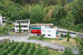 Latsch/Tarsch: Vermietete 2-Zimmerwohnung mit Keller und Balkon zu verkaufen