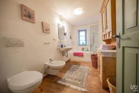 Prad am Stilfserjoch: Freistehende Villa mit 2 Wohneinheiten zu verkaufen