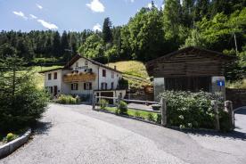 Stilfser Brücke: Wohnhaus mit umliegender Grundfläche zu verkaufen