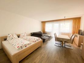 Ideales Investitionsobjekt - Saniertes Monolokal im Zentrum von Plaus zu verkaufen Ideales Investitionsobjekt - Saniertes Monolokal im Zentrum von Plaus zu verkaufen