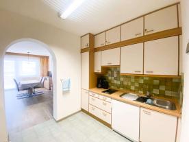 Ideales Investitionsobjekt - Saniertes Monolokal im Zentrum von Plaus zu verkaufen Ideales Investitionsobjekt - Saniertes Monolokal im Zentrum von Plaus zu verkaufen