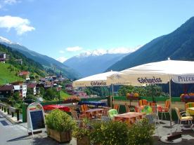 Ischgl / Kappl: 3-Sterne Hotel mit direkter Anbindug zur Skipiste zu verkaufen