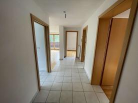Mals/Matsch - Neuwertige Wohnung mit unverbaubarem Ausblick