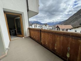 Mals / Schleis: Helle 3-Zimmerwohnung mit Balkon und Garten zu verkaufen