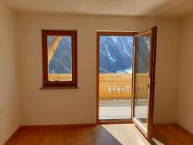 Martell: 4-Zimmerwohnung mit schöner Aussicht zu verkaufen