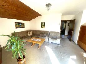 Prad am Stilfserjoch: Helle 4-Zimmerwohnung mit Garage zu verkaufen