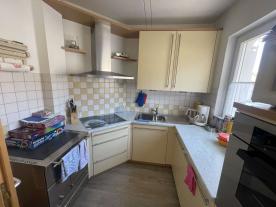 Prad am Stilfserjoch: Vermietete 4-Zimmerwohnung mit Garten und Autoabstellplatz zu verkaufen