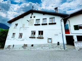 Sanierungsbedürftige Wohnungen samt Baugrundstück in Prad zu verkaufen