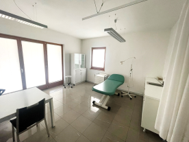 Schlanders: Praxis / Büro im Zentrum zu vermieten