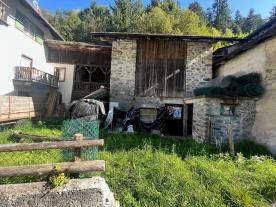 Stilfs: Sanierungsbedürftiges Wohnhaus mit Wirtschaftsgebäude zu verkaufen