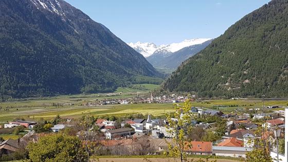 Mals: Schöne Wohnung am Sonnenhang von Mals zu verkaufen Mals: Schöne Wohnung am Sonnenhang von Mals zu verkaufen
