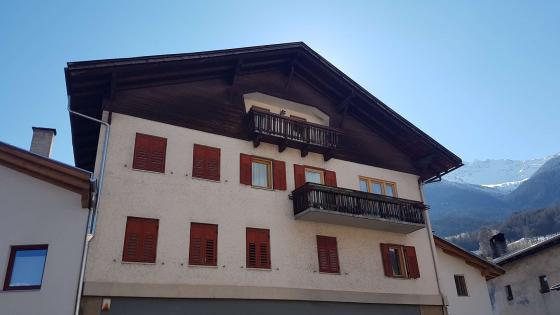 Prad am Stilfserjoch: Wohnhaus mit mehreren Wohneinheiten im Zentrum zu verkaufen Prad am Stilfserjoch: Wohnhaus mit mehreren Wohneinheiten im Zentrum zu verkaufen