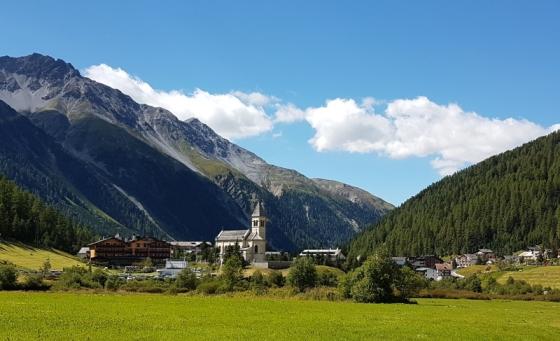 Hotel nahe Ski- und Wandergebiet in Sulden Hotel nahe Ski- und Wandergebiet in Sulden