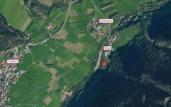 Freistehendes Wohnhaus mit Wirtschaftsgebäude in Taufers im Münstertal zu verkaufen Freistehendes Wohnhaus mit Wirtschaftsgebäude in Taufers im Münstertal zu verkaufen