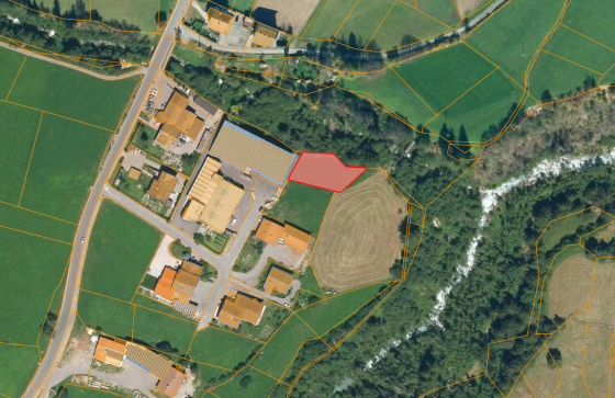 Taufers im Münstertal: Baugrundstück in der Gewerbezone zu verkaufen