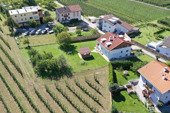 Laas: Schönes Wohnhaus mit 1.200 m² Grundfläche zu verkaufen Laas: Schönes Wohnhaus mit 1.200 m² Grundfläche zu verkaufen