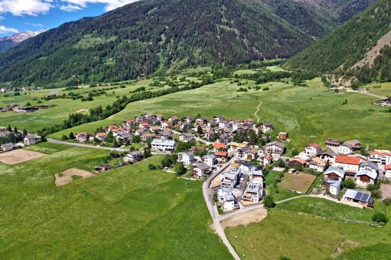 Taufers im Münstertal: Landwirtschaftliches Grundstück mit ca. 2.200 m² zu verkaufen Taufers im Münstertal: Landwirtschaftliches Grundstück mit ca. 2.200 m² zu verkaufen