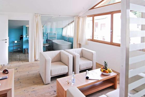 Exclusives Wohnhaus in ruhiger Lage zu verkaufen Exclusives Wohnhaus in ruhiger Lage zu verkaufen