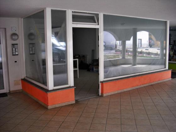 Geschäftslokal in Sankt Valentin mit 88 m² zu verkaufen/mieten Geschäftslokal in Sankt Valentin mit 88 m² zu verkaufen/mieten