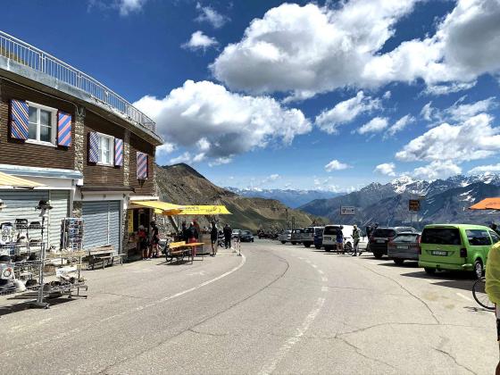 Kiosk mit Lager auf dem Stilfserjoch zu verkaufen Kiosk mit Lager auf dem Stilfserjoch zu verkaufen