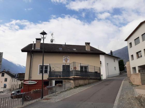 Taufers im Münstertal: Schöne 4-Zimmerwohnung in zentraler Lage zu verkaufen