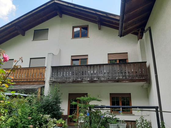 Wohnhaus in ruhiger und zentraler Lage in Latsch zu verkaufen Wohnhaus in ruhiger und zentraler Lage in Latsch zu verkaufen