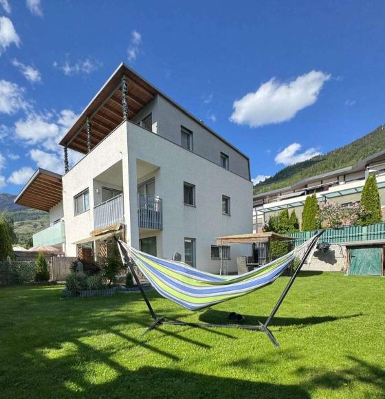 Schluderns: Charmantes Einfamilienhaus mit großem Garten in sonniger Lage zu verkaufen Schluderns: Charmantes Einfamilienhaus mit großem Garten in sonniger Lage zu verkaufen